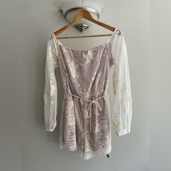 Pink Lace Romper - Picture 3 of 4